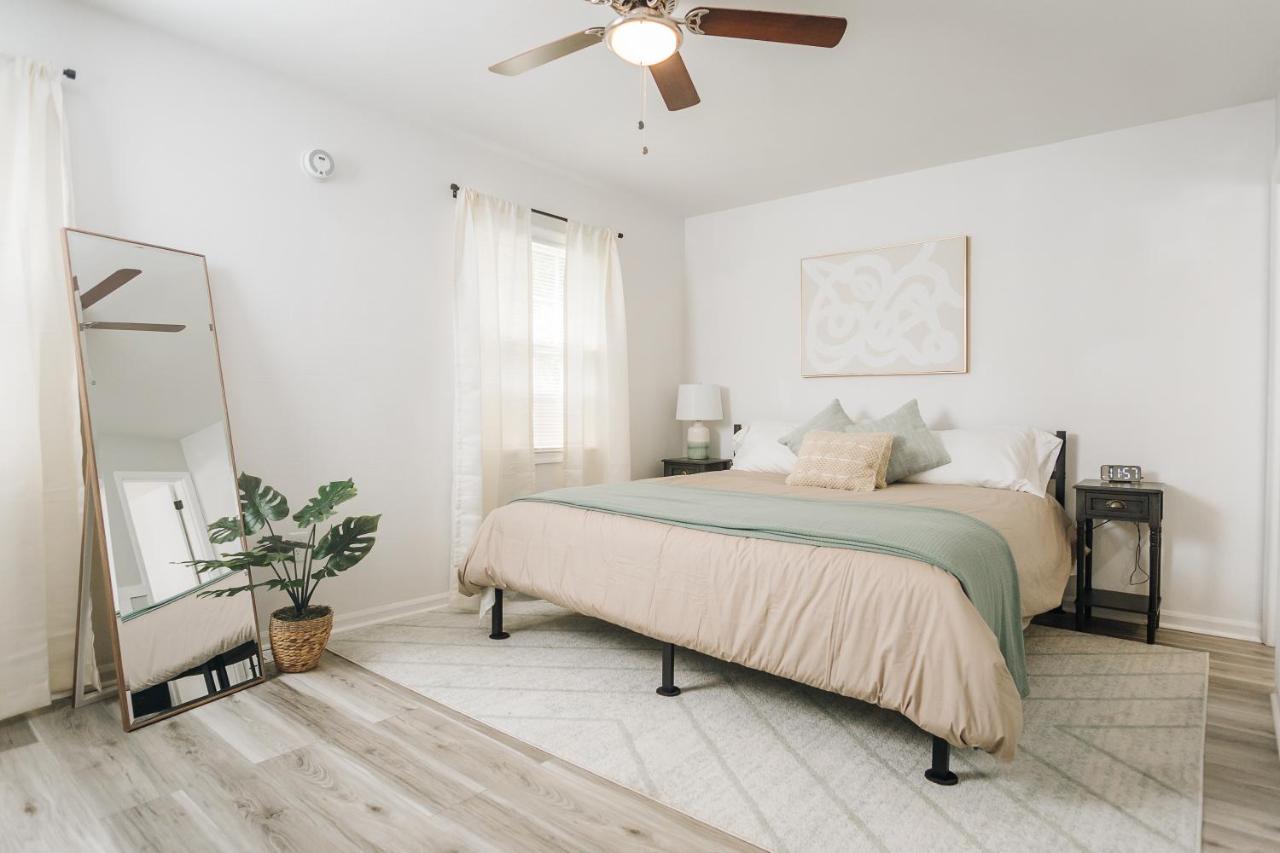 Tranquil Luxury: Modern Comfort! Lynchburg Exterior foto