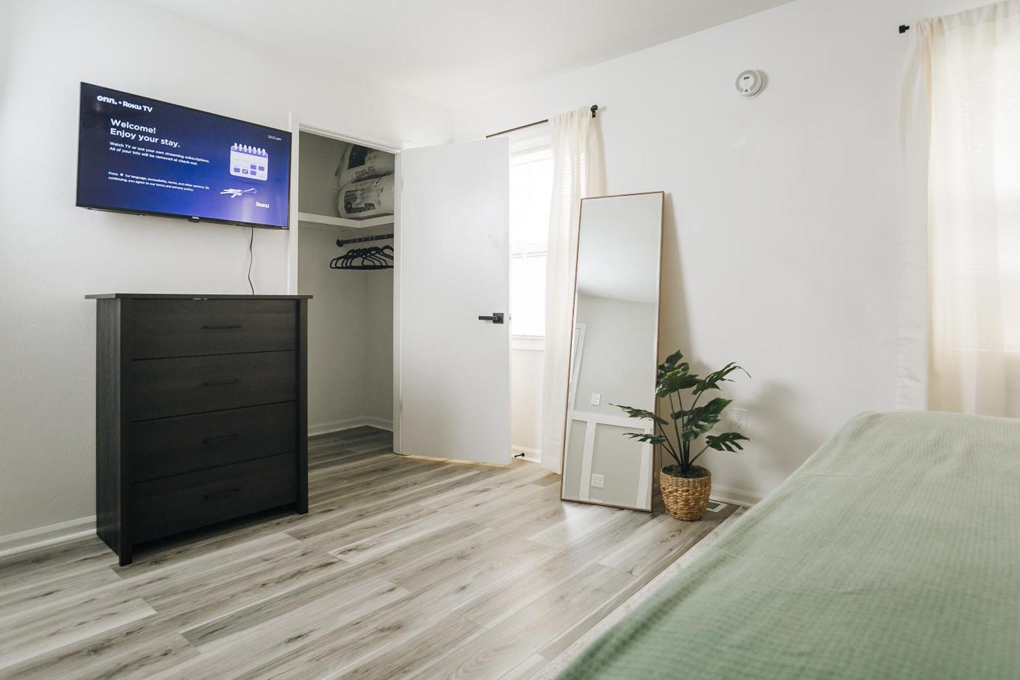 Tranquil Luxury: Modern Comfort! Lynchburg Exterior foto