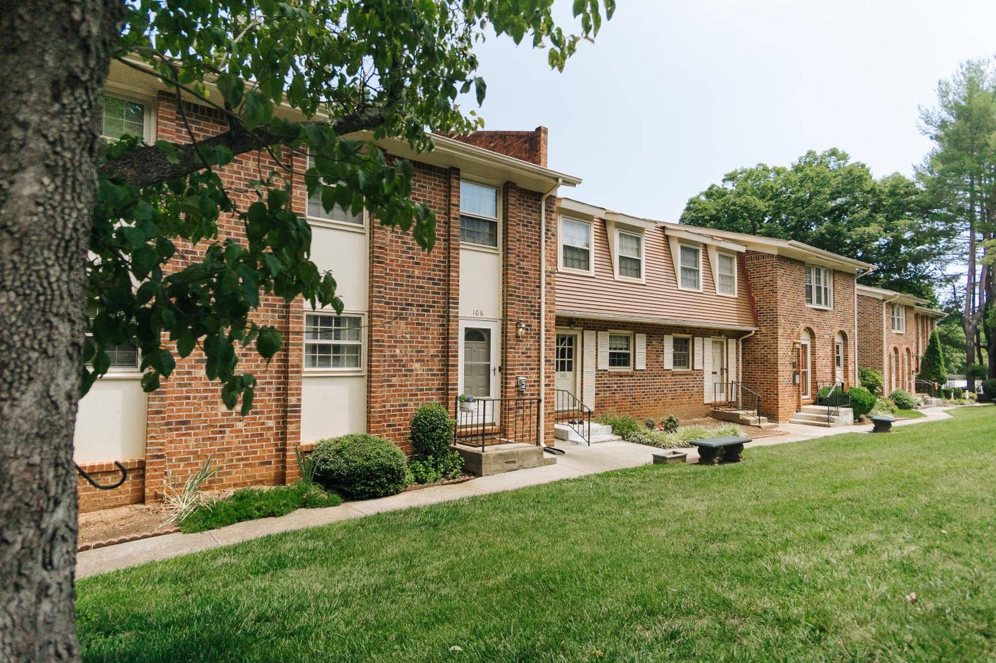 Tranquil Luxury: Modern Comfort! Lynchburg Exterior foto