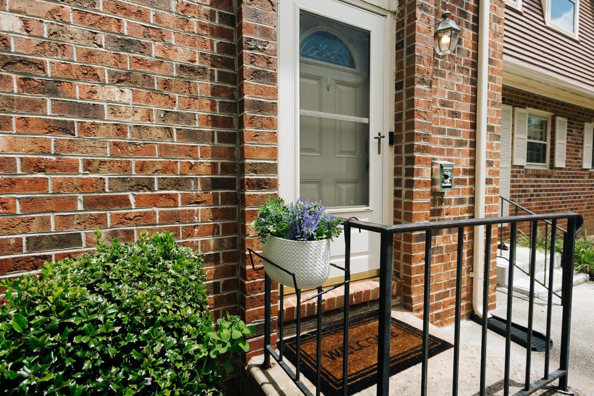 Tranquil Luxury: Modern Comfort! Lynchburg Exterior foto